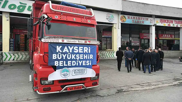 2 kamyon yardım TIR'ı Adıyaman'a uğurladı