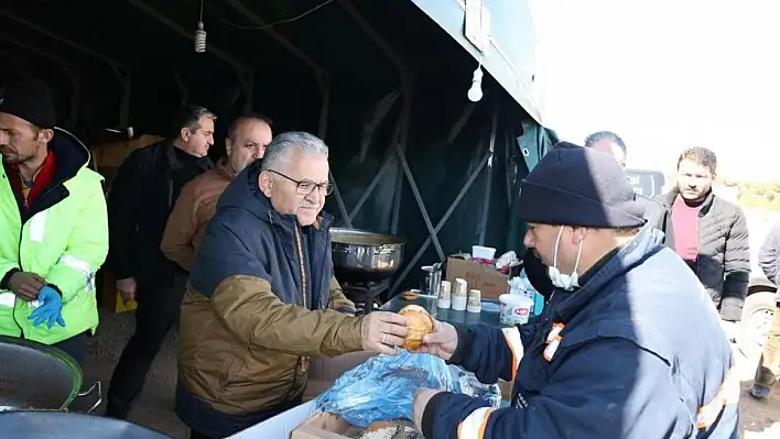 Deprem Bölgesi'nden Teşekkür