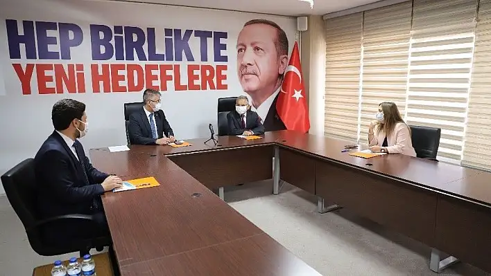 Başkan Büyükkılıç, AK Parti il Başkanları Toplantısına Katıldı