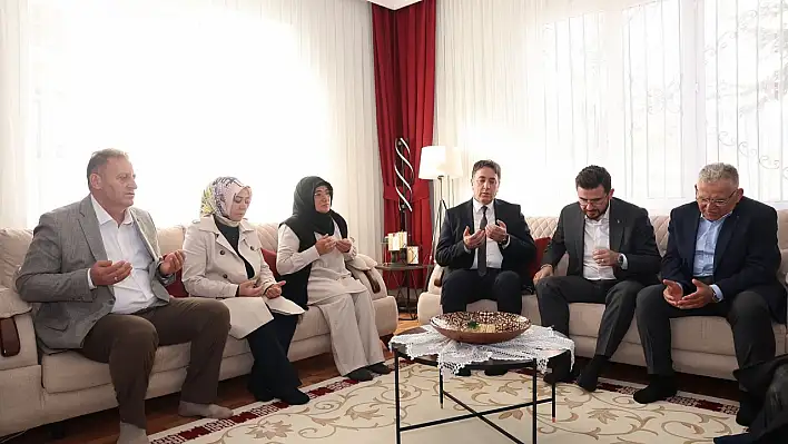 Başkan Büyükkılıç, baba ocağında iftar yaptı