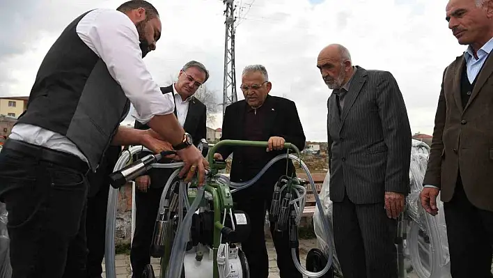 Süt Sağma Makinesi Dağıtım Töreni düzenlendi