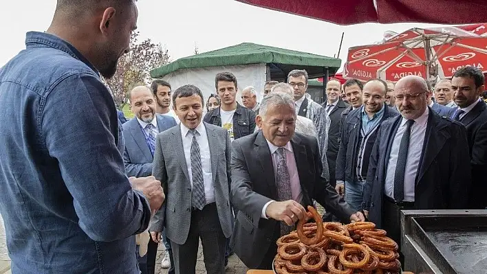 Başkan Büyükkılıç, Erciyes Üniversitesi Bahar Şenliği'nin açılışına katıldı