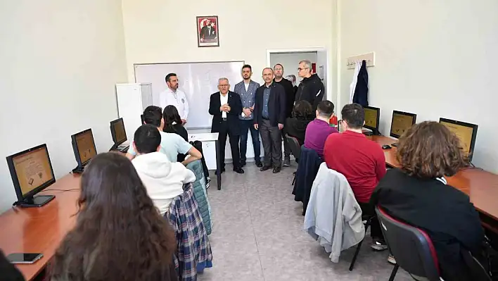 Yazılım, yapay zeka, robotik kodlama... İlk ders zili çaldı