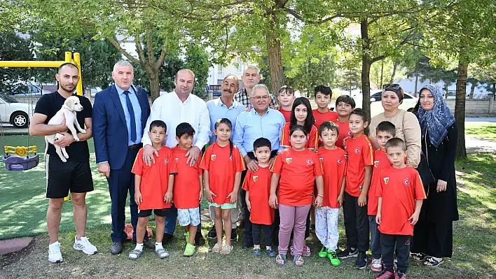 Başkan Büyükkılıç'ın mahalle turu