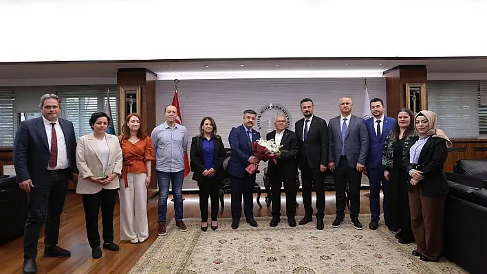 Başkan Büyükkılıç'ın ziyaretçi mesaisi