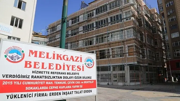 Başkan Büyükkılıç, &quotKent estetiğini önemsiyoruz"