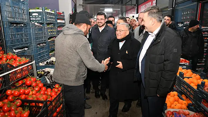 Başkan Büyükkılıç mesaiye Hal'de başladı!