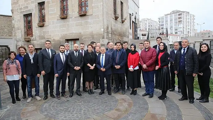 Başkan Büyükkılıç 'Mesleki odalarını önemsiyoruz'
