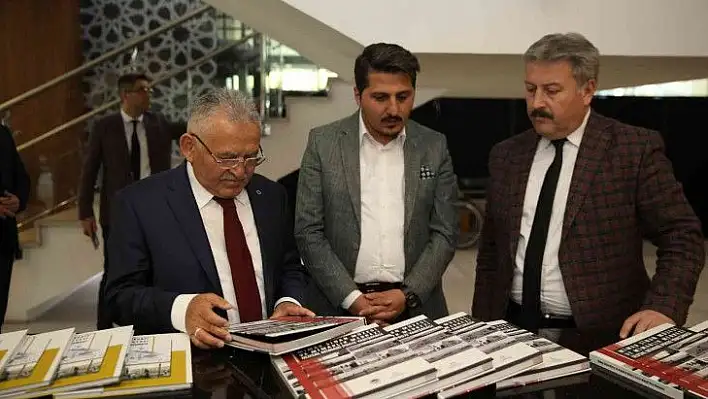 Büyükkılıç, Mimar Sinan Sergisi'ni açtı