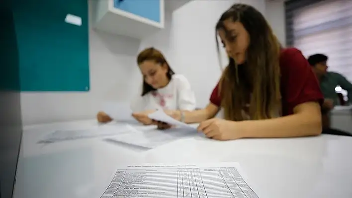Başkan Büyükkılıç'tan LGS öğrencilerine destek
