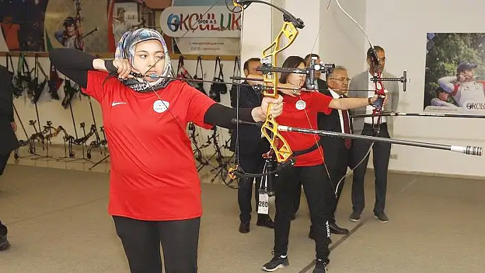 Başkan Büyükkılıç'tan Sporun Kalbine Ziyaret