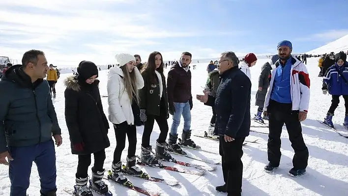 Başkan Büyükkılıç'tan Erciyes yatırımcılara çağrı