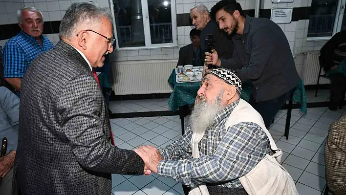 Büyükkılıç'ın ramazan ziyaretleri sürüyor...