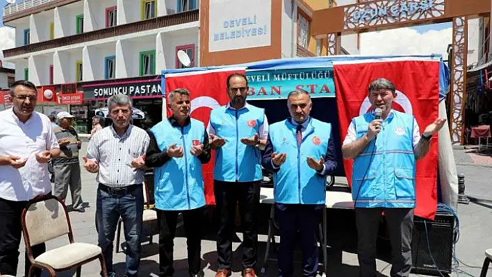 Cabbar'dan Kurban Bağışı'na destek