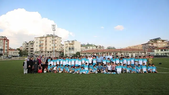 Başkan Cabbar'dan yaz kurslarına ziyaret
