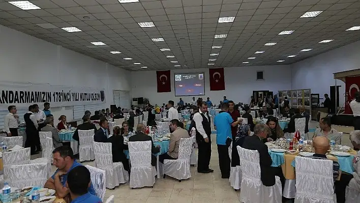 Başkan Çelik, Jandarma'nın iftarına katıldı