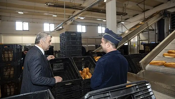 Başkan Çelik, Kent Ekmek'te incelemelerde bulundu!