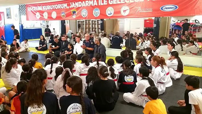Başkan çocukluk yılların bakın hangi spora gönül vermiş!