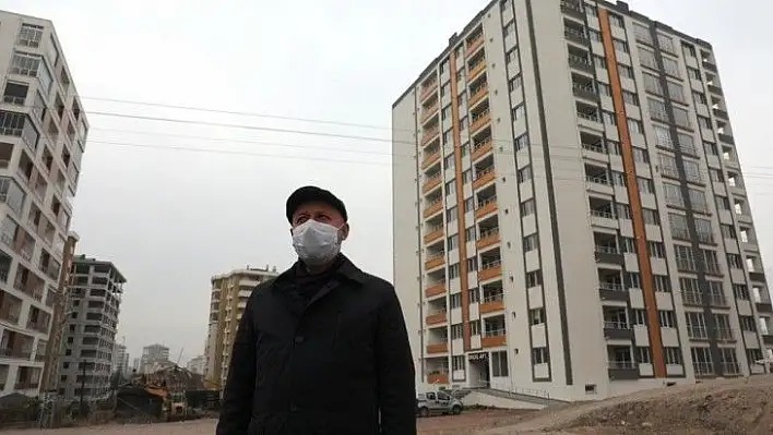Başkan Çolakbayrakdar, 'Dönüşümle 825 aile bu kışı sıcacık evlerinde geçiriyor'