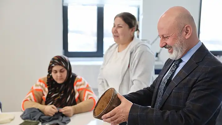 Başkan Çolakbayrakdar: 'Ailelerin mutluluğunu artırıyoruz'