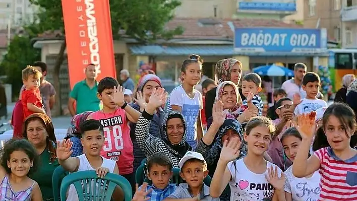 Başkan Çolakbayrakdar, 'Sokak oyunları, Kayseri'nin sosyal hayatına renk katıyor'