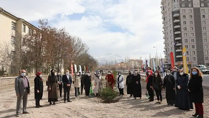 Mithatpaşa'ya yeni park