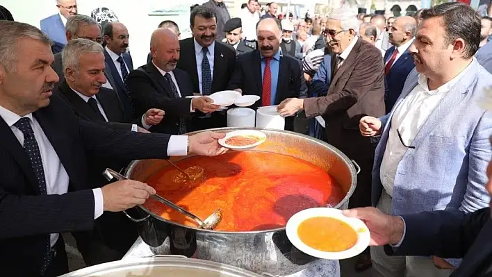 Başkan Çolakbayrakdar, 'Ürünlerimizi, ulusal ve uluslararası alanda tanıtacağız'
