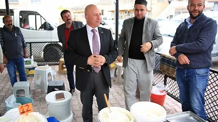 Başkan Çolakbayrakdar Yemliha'daki çalışmaları inceledi
