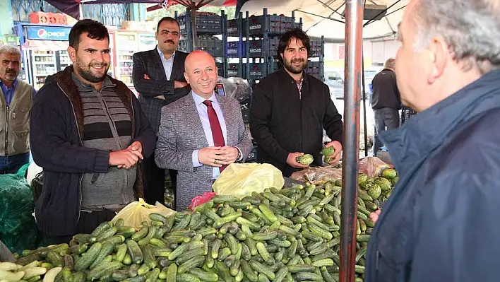 Başkan Çolakbayrakdar yeni nesil pazar yerini inceledi