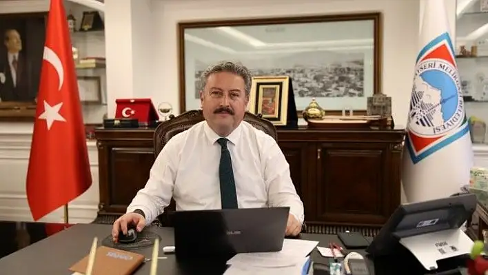 Palancıoğlu, Kayserili sporcu Ersin Tekal'ı tebrik etti