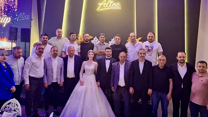 Başkan düğünden düğüne koştu!