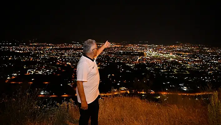 Başkan gece yürüyüşe çıktı