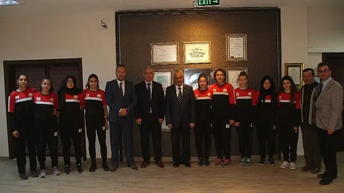 Başkan Karayol'dan Öğrencilere Tam Destek
