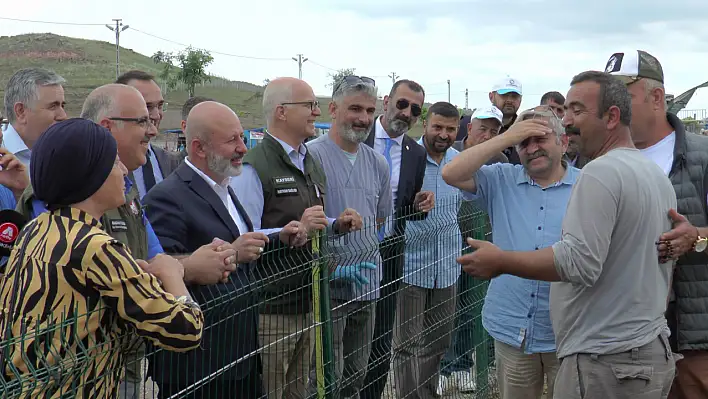 Başkan kurban pazarlığı yaptı