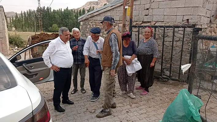 Başkan mahallede dert dinledi!