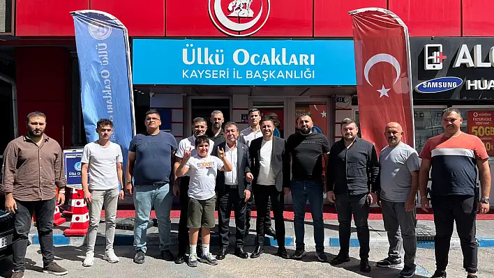Başkan Metin'den Ülkü Ocakları'na ziyaret
