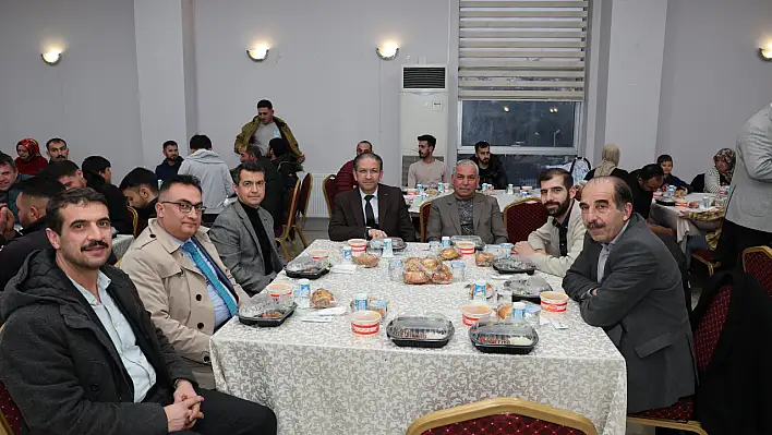 Başkan Özdoğan personeliyle iftar yaptı