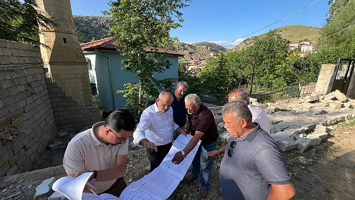 Başkan Öztürk, sosyal tesis projesini yerinde inceledi