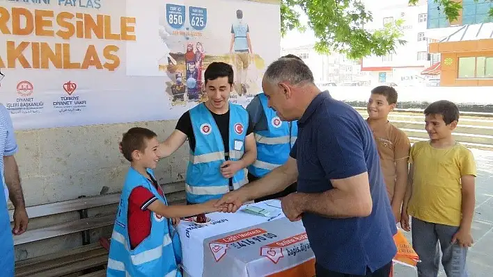 Başkan Öztürk'ten kurban bağışına destek
