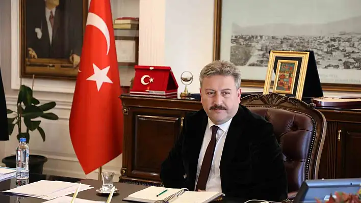 Başkan Palancıoğlu: 'Atatürk bizlere vatan için yılmamayı öğretti'