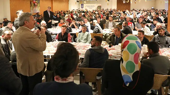 Başkan Palancıoğlu personeliyle iftarda buluştu