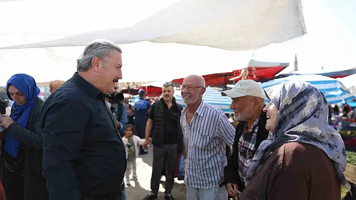 Başkan Palancıoğlu köy pazarını gezdi