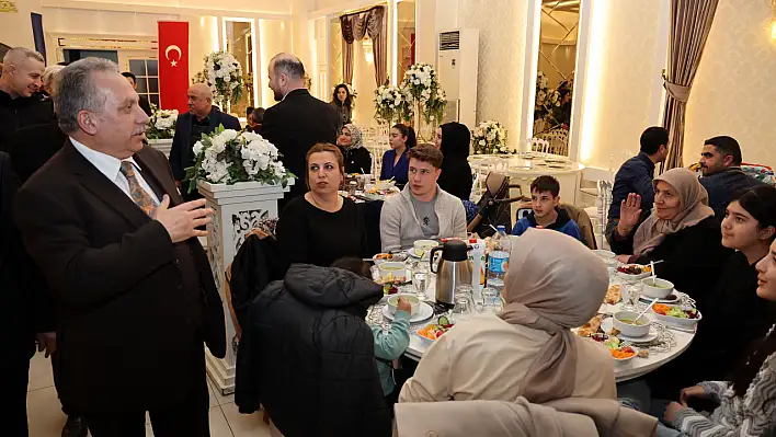 Başkan şehit aileleri ile iftar programında buluştu