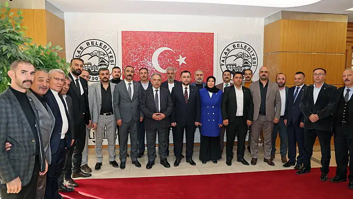 Başkanı Yalçın, MHP Kocasinan İlçe Teşkilatı'nı ağırladı