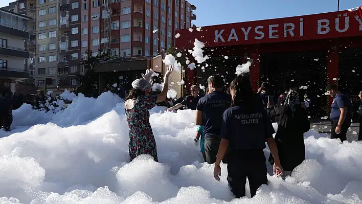 Belediye'den Umut'a çifte sürpriz