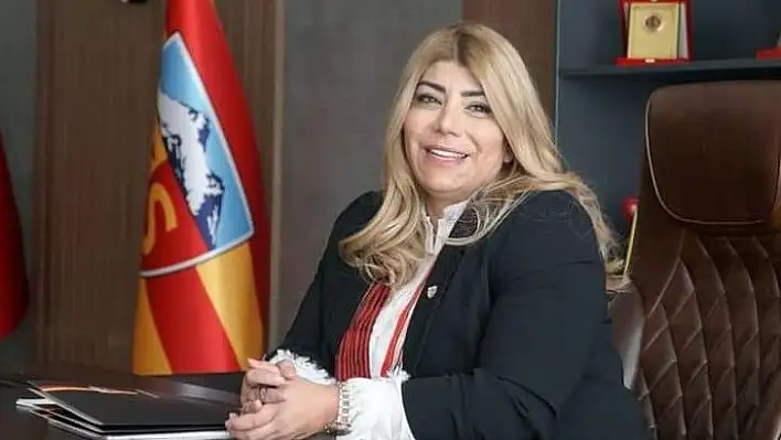 Berna Gözbaşı: Sırtımız yere gelmeyecek