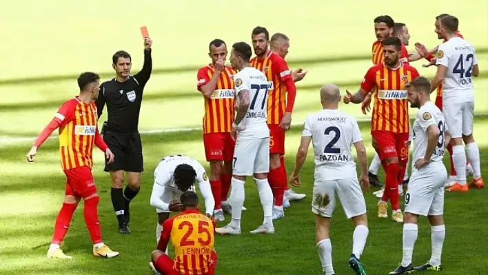 Beşiktaş-Kayserispor karşılaşmasının hakeminin ilginç istatistiği