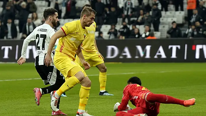 Beşiktaş - Kayserispor maçında ilk yarıda tek gol!