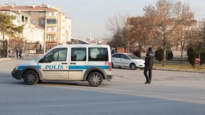 Bıçaklanarak hayatını kaybetti