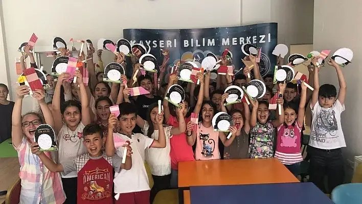 'Bilim İçin Her Yerde' sloganı ile ilçeler bilim yuvaları haline geliyor
